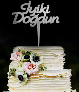 PASTA SÜSÜ PLEKSİ İYİKİ DOĞDUN GÜMÜŞ PK:10 KL:100 - Thumbnail