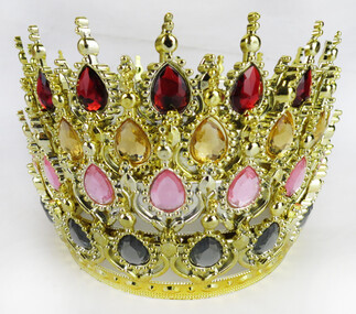 TAÇ PLASTİK ALTIN PASTA SÜSÜ TAŞLI GÜMÜŞ PK:1 - Thumbnail